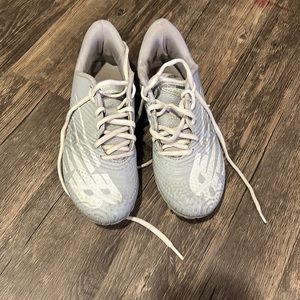 boys size 5 lacrosse cleats.